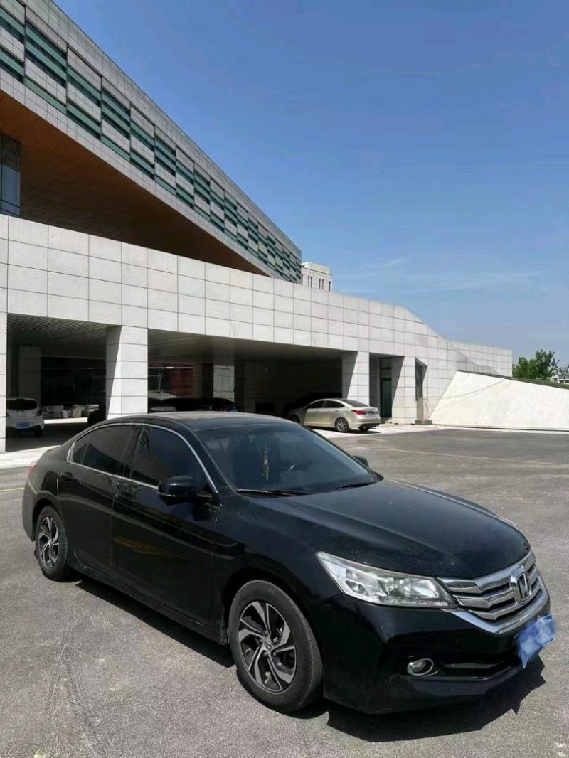 聊城15年本田雅阁2