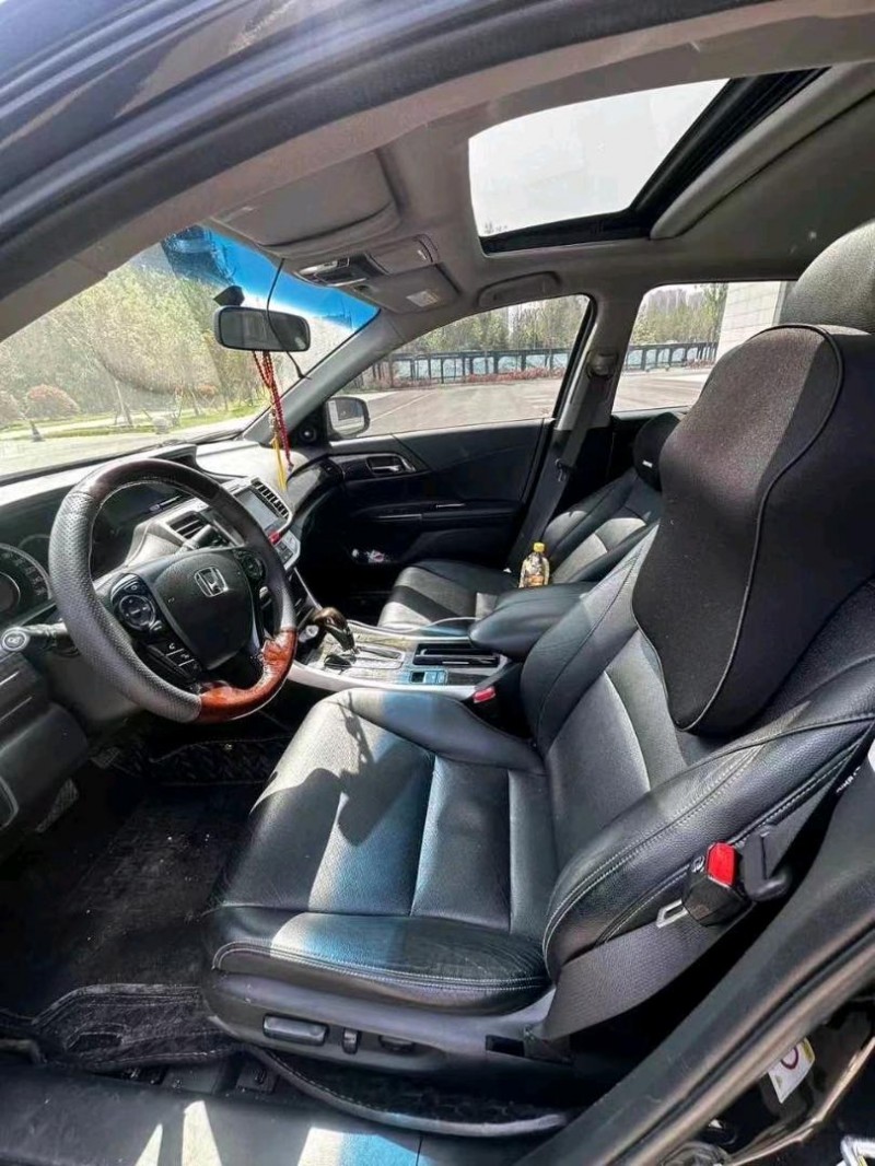 聊城15年本田雅阁7