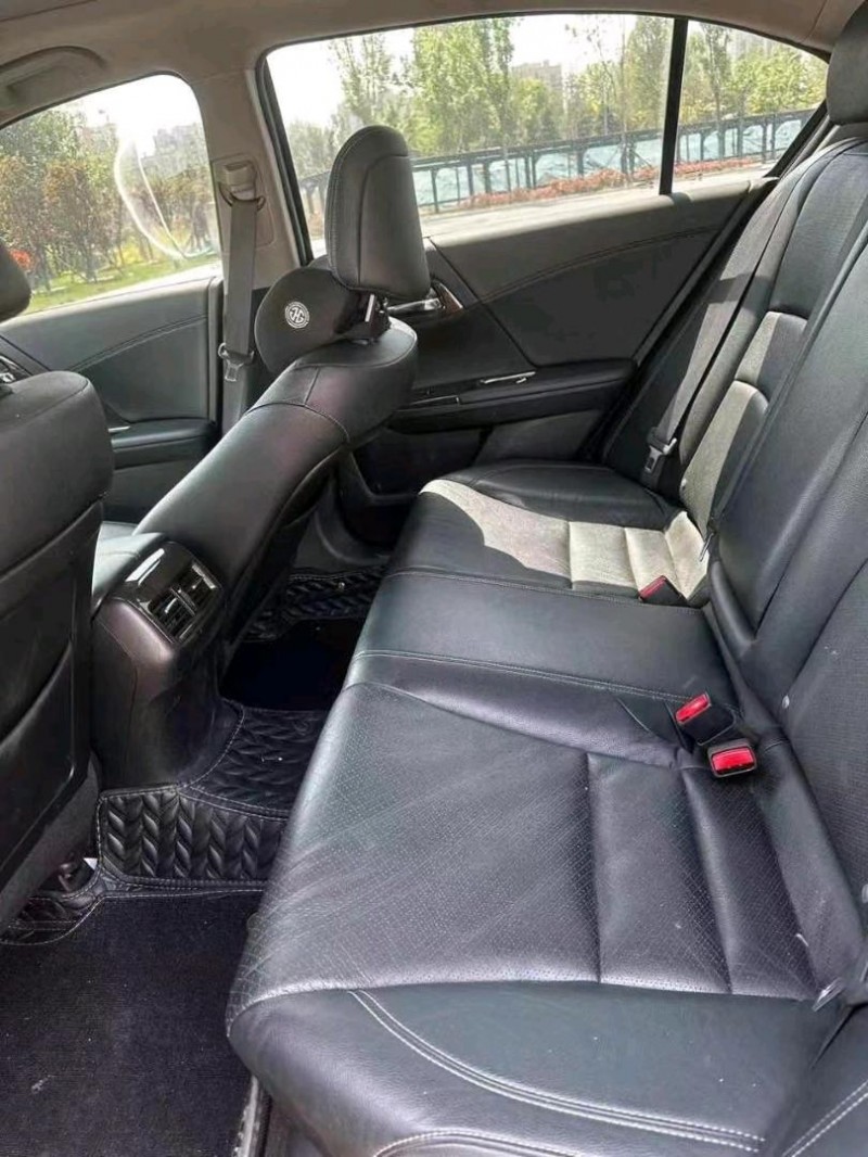 聊城15年本田雅阁8