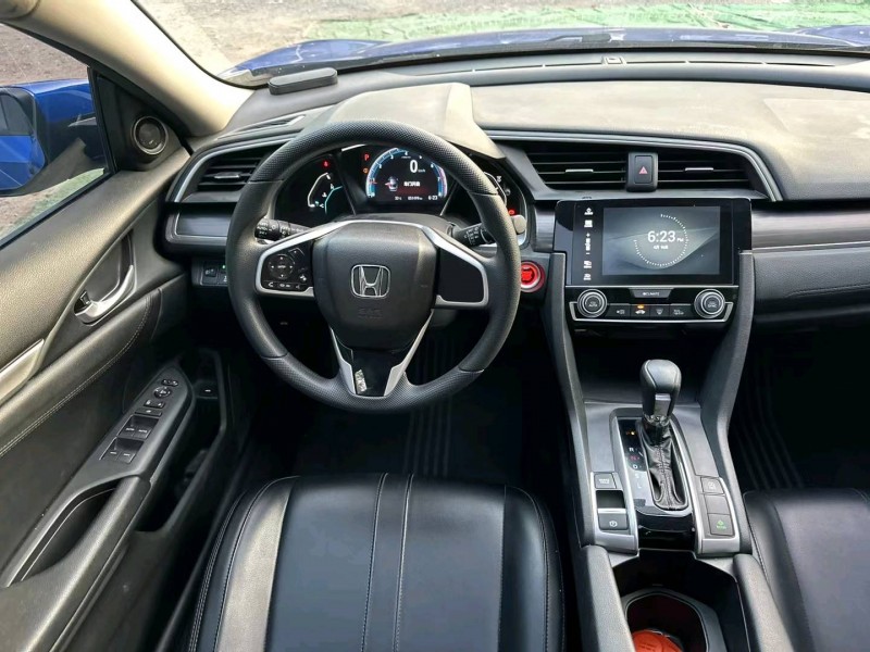 广州21年本田思域8