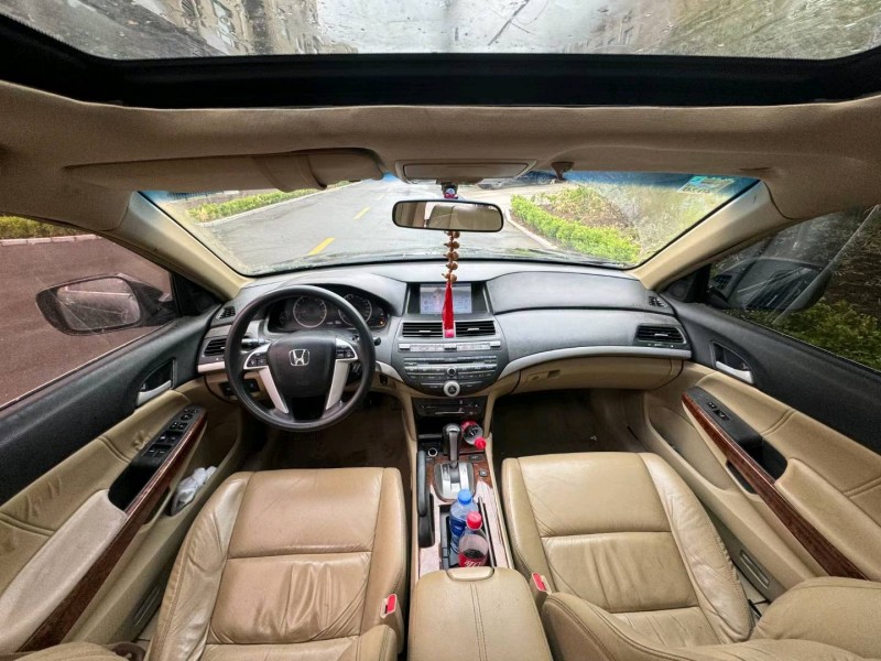 淄博11年本田雅阁5