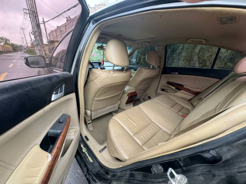 淄博11年本田雅阁6