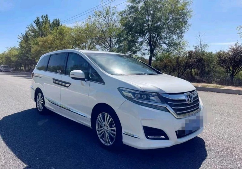 保定18年本田艾力绅2