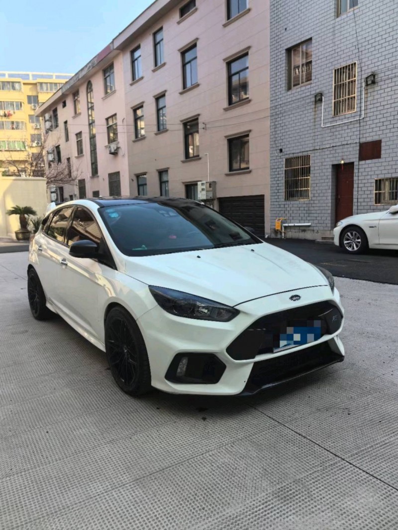 菏泽17年福特福克斯3