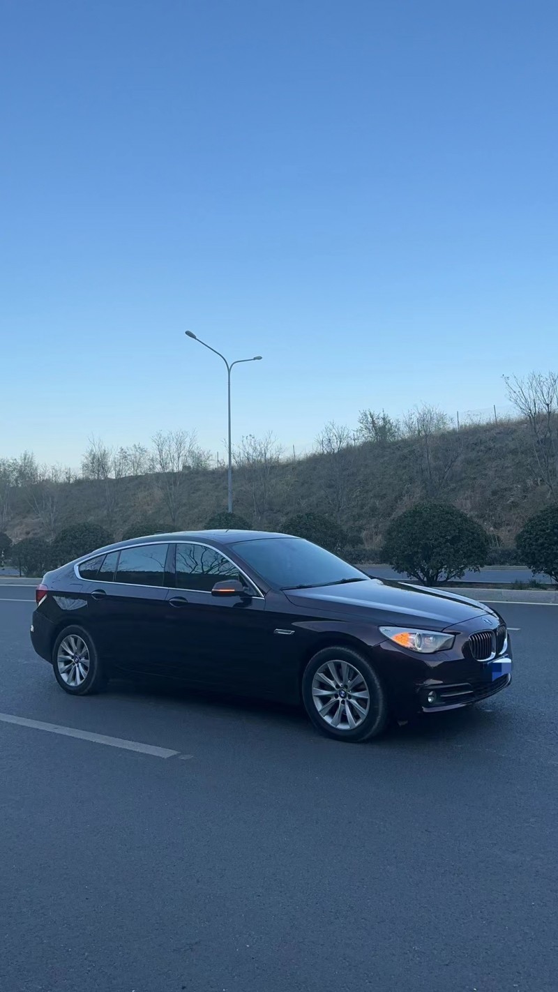 济南16年宝马5系GT3