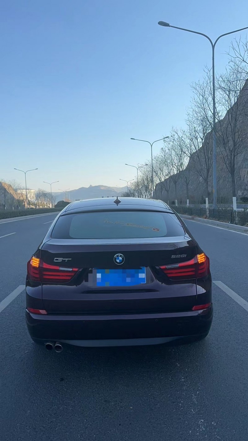 济南16年宝马5系GT9