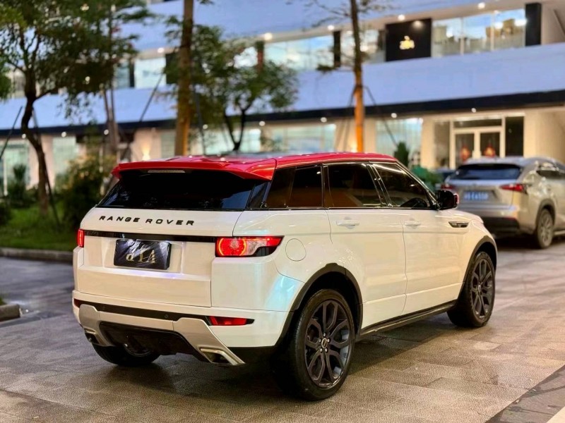 广州12年路虎极光9