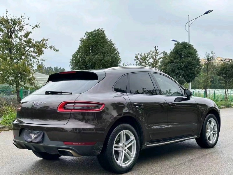 梧州17年保時捷Macan4