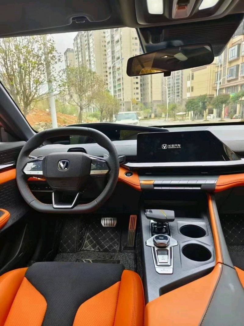 遵義23年長安汽車UNI-V4