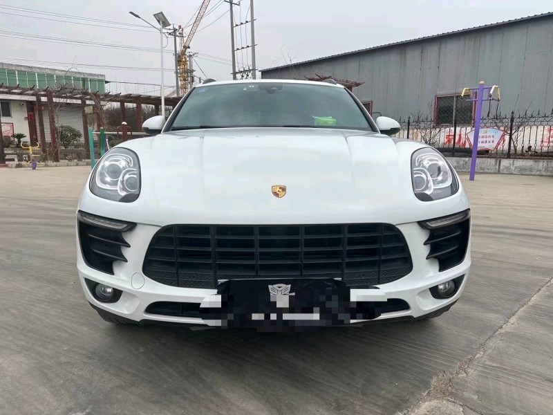 枣庄18年保时捷Macan1