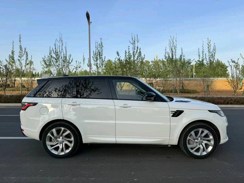 淄博19年路虎揽胜9