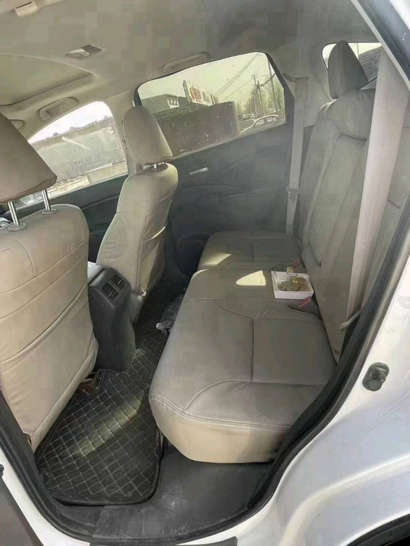 保定15年本田CRV5