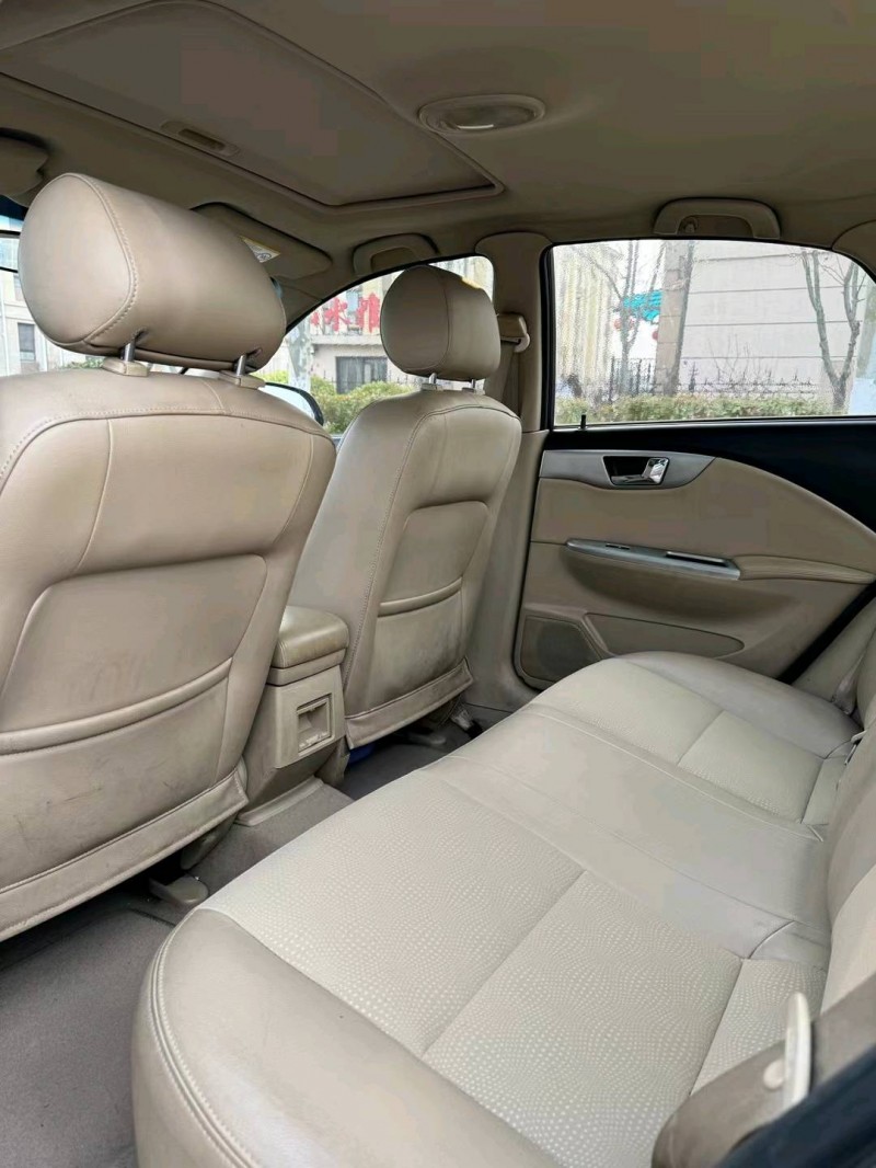 青岛13年别克凯越6