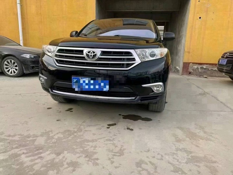 保定14年丰田汉兰达1