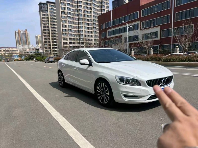 东营18年沃尔沃S60L3