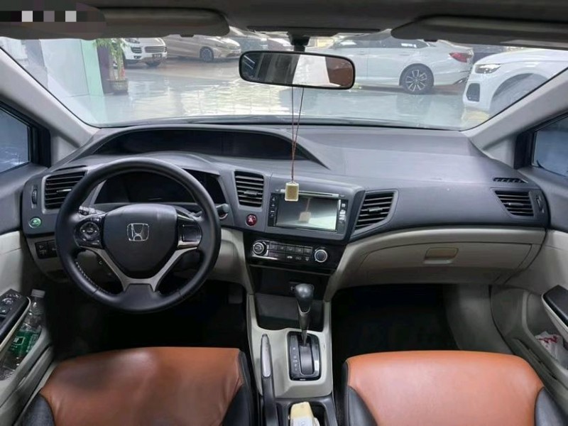 东莞15年本田思域5