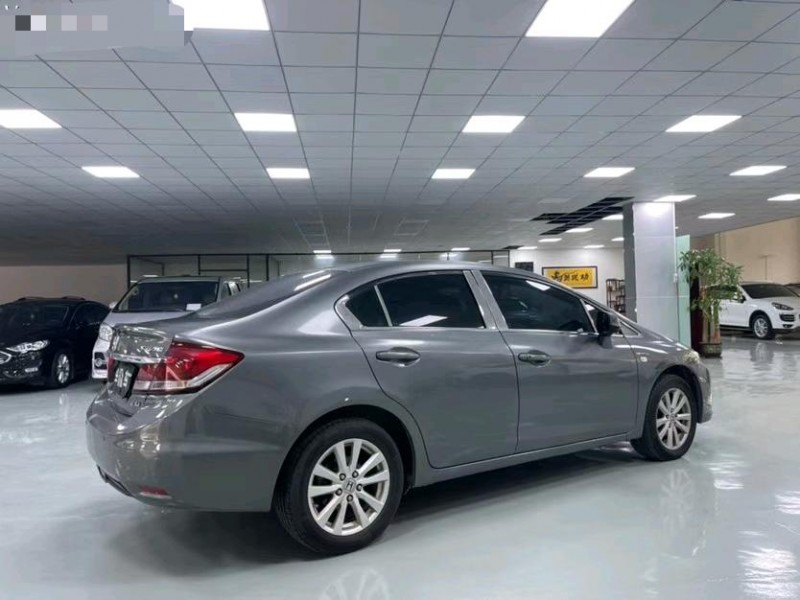 东莞15年本田思域8