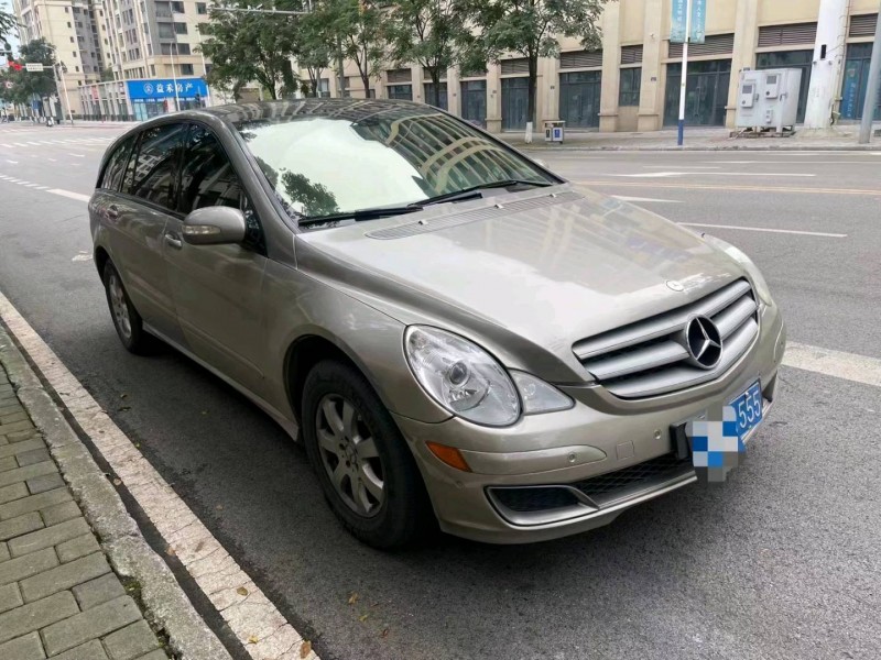 重庆06年奔驰R1