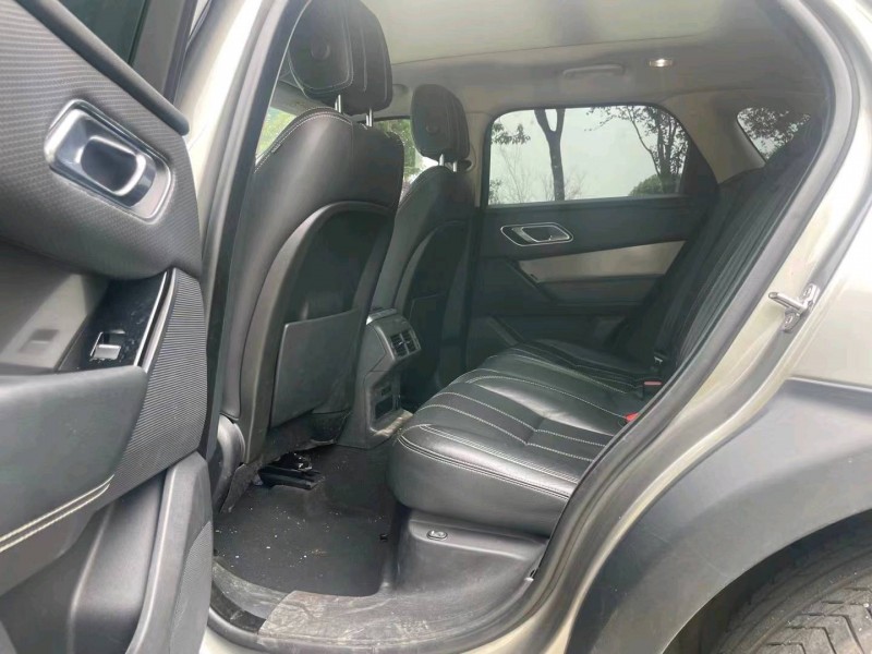 重庆18年路虎揽胜星脉4