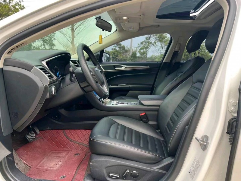 汕头21年福特蒙迪欧2