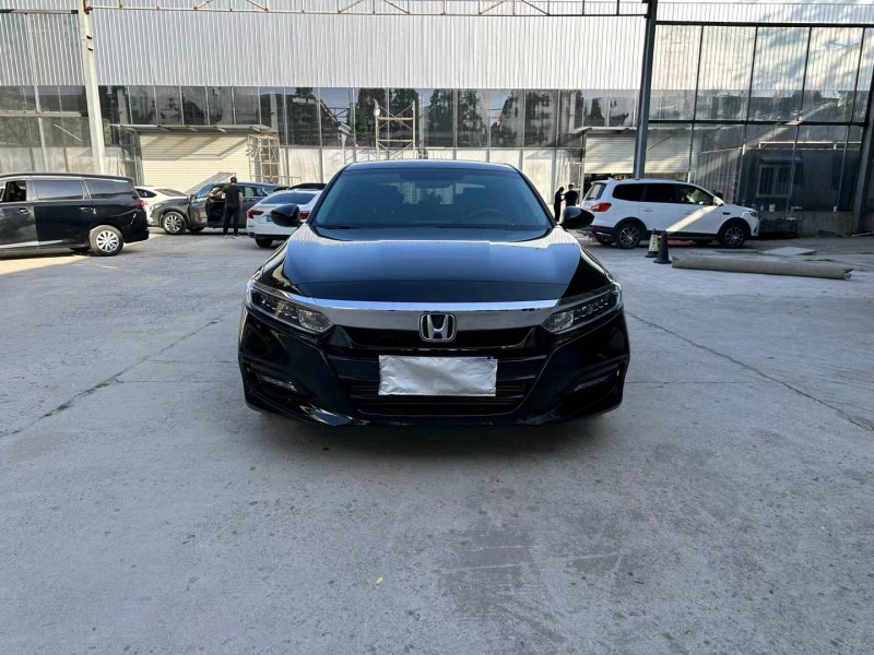 徐州22年本田雅阁1