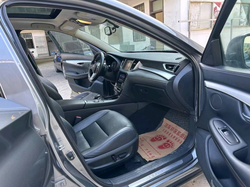 徐州19年英菲尼迪QX506