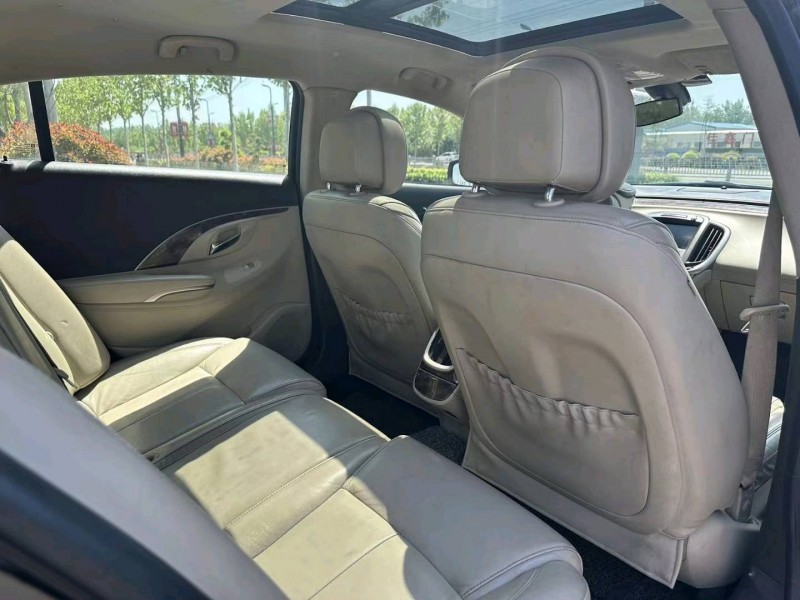 聊城14年别克君越6