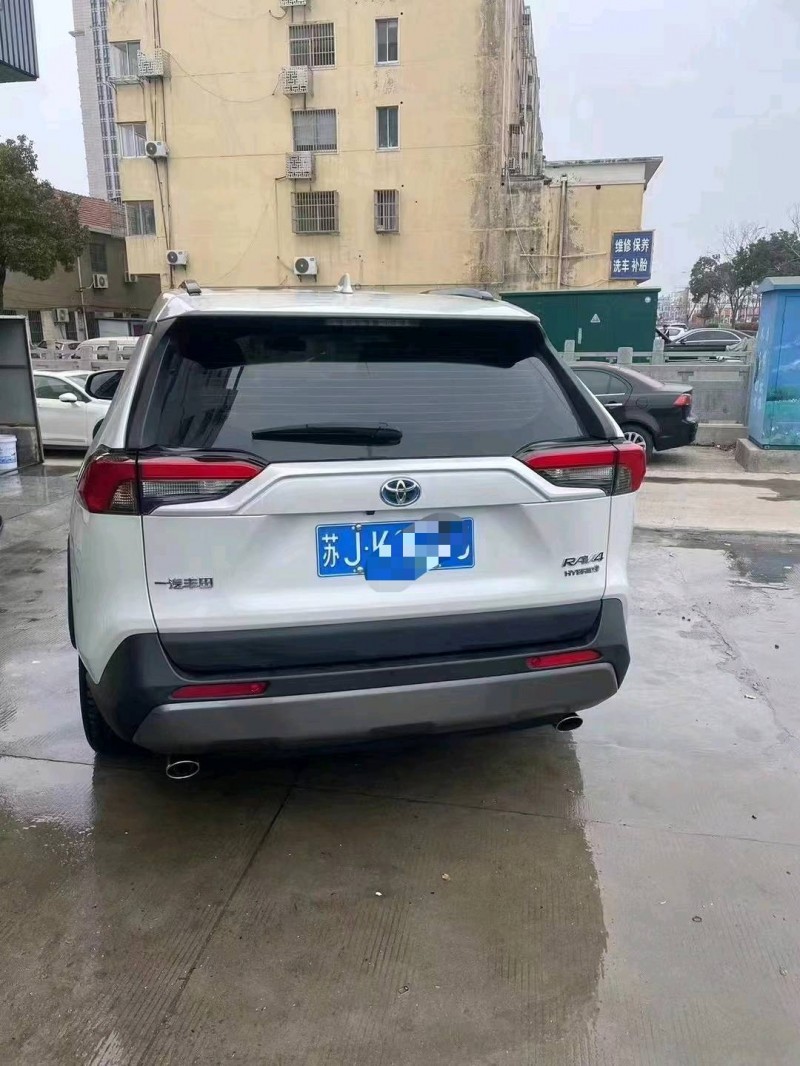 盐城23年丰田RAV42