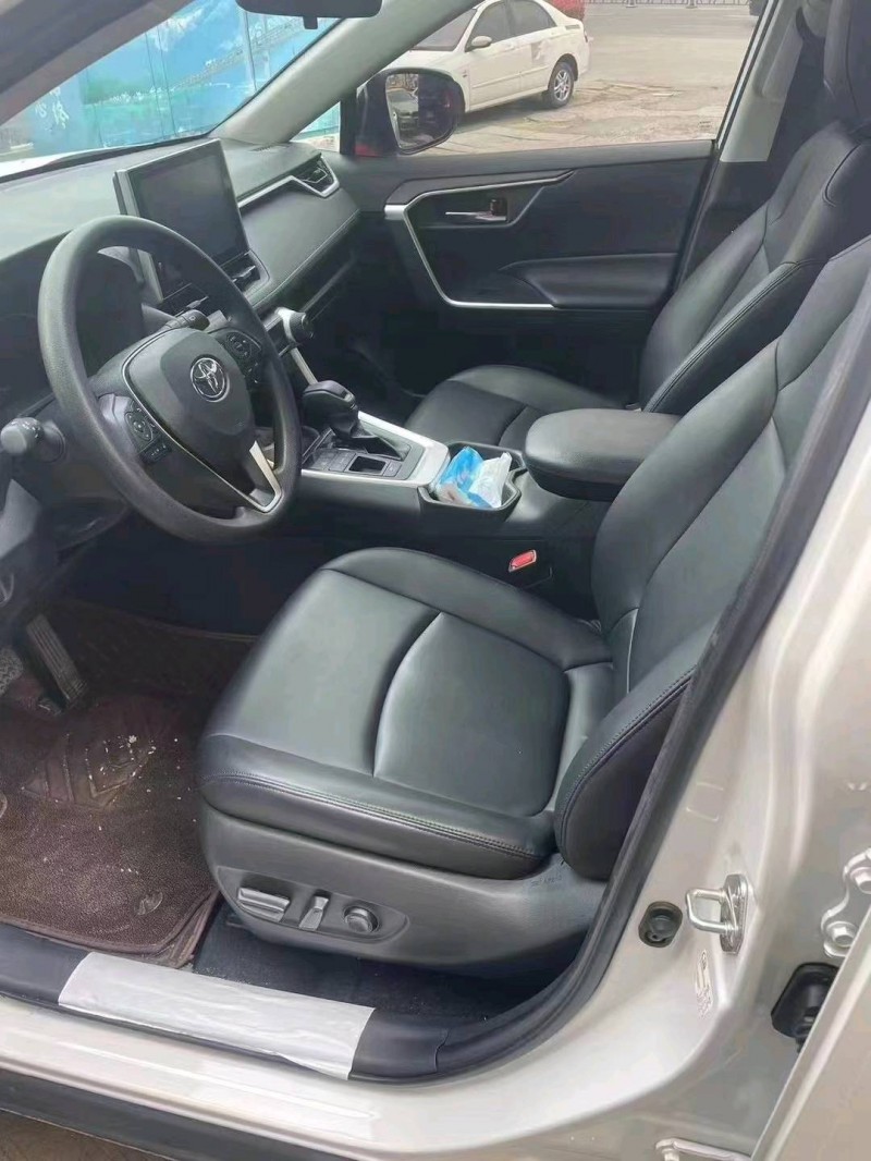 盐城23年丰田RAV43