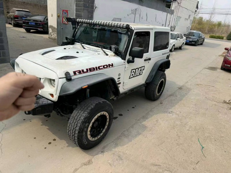 保定11年Jeep牧马人3