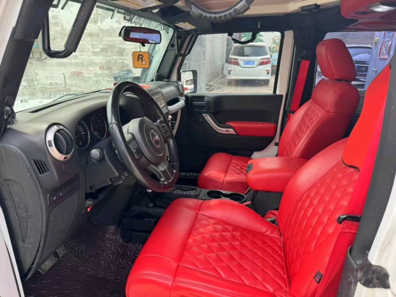 保定11年Jeep牧马人4