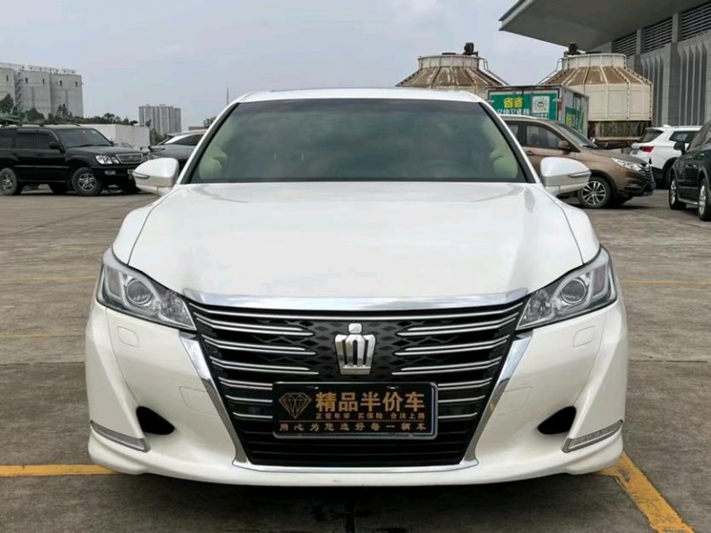 东莞16年丰田皇冠1