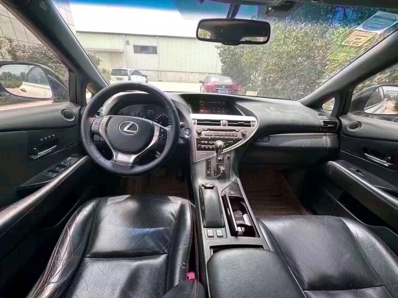 济南14年雷克萨斯RX5