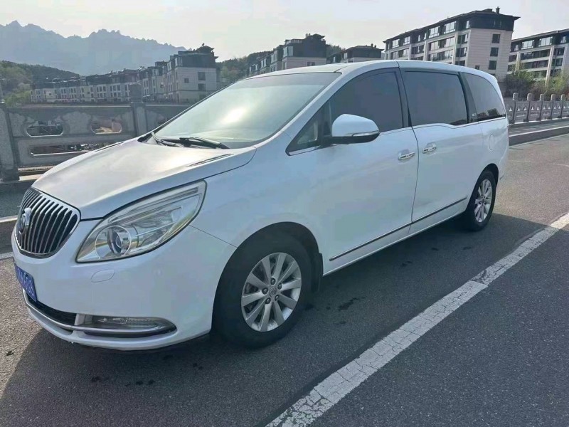 青岛14年别克GL82