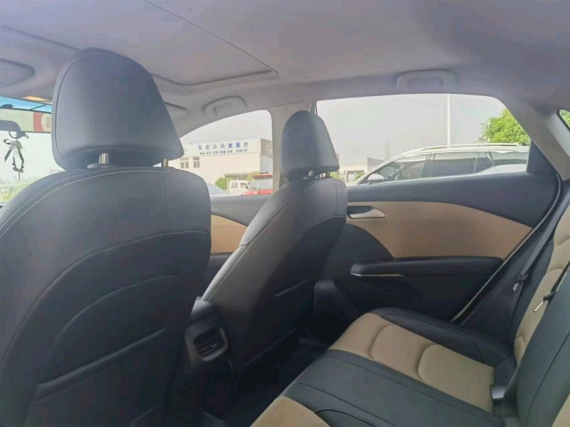 保定22年雪佛兰科鲁泽8