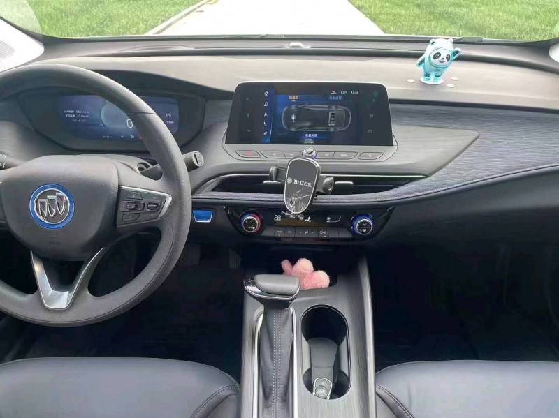 台州23年别克微蓝4