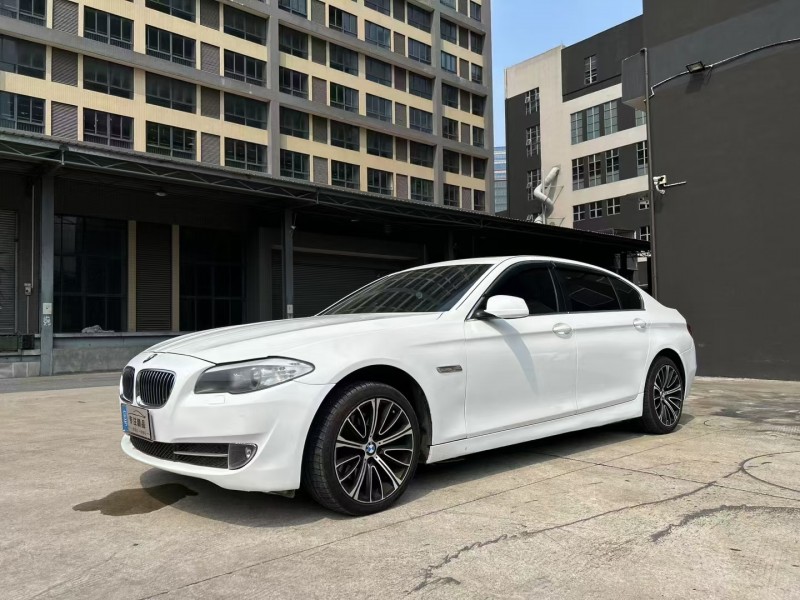 佛山13年宝马5系3