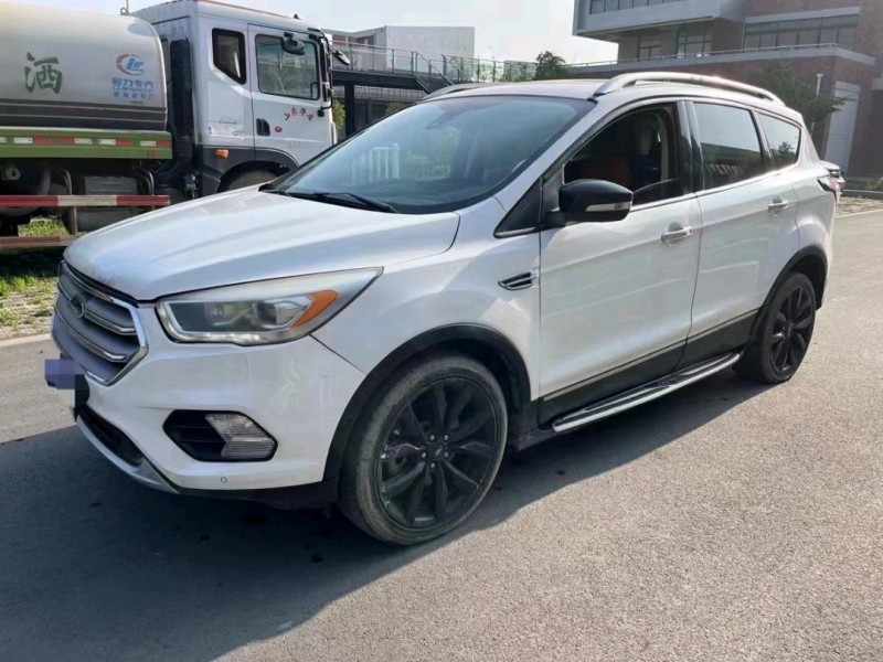 枣庄17年福特翼虎3