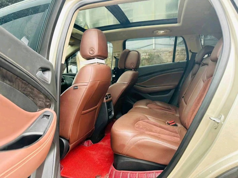 东营16年别克昂科威6