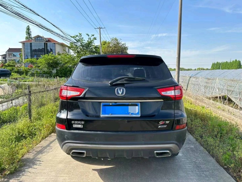 湖州17年長安汽車CS755