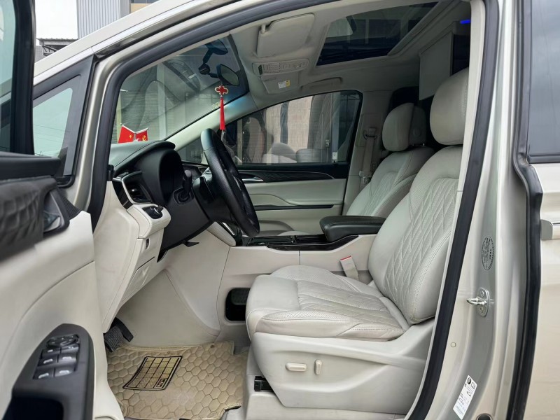 佛山20年别克GL85