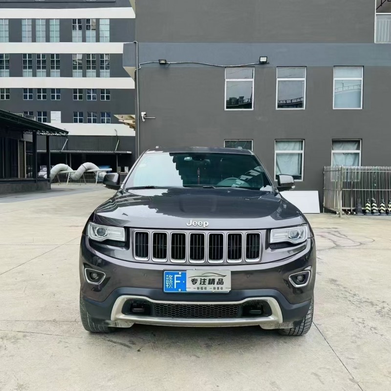 佛山17年Jeep大切诺基1