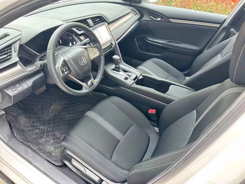 枣庄22年本田思域7