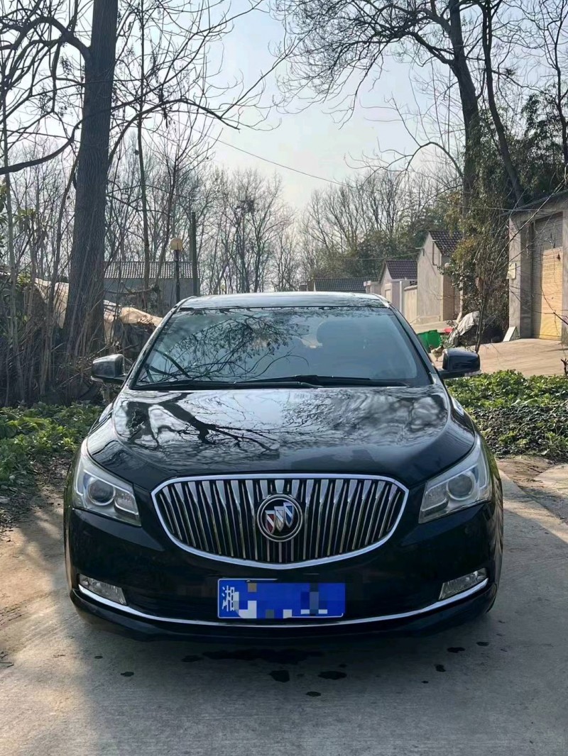 枣庄15年别克君越1