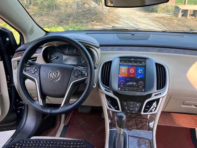 枣庄15年别克君越6