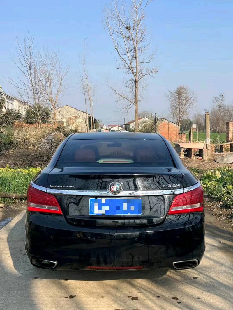 枣庄15年别克君越9