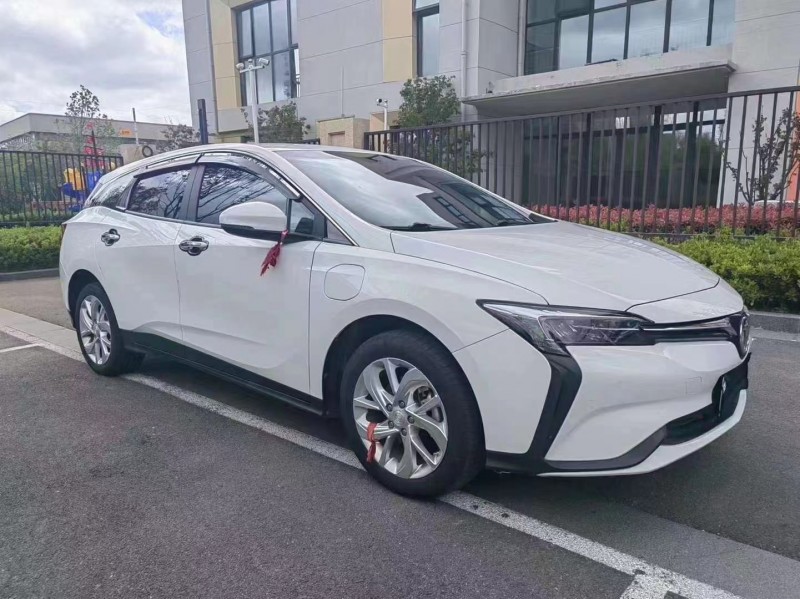 济宁23年别克微蓝2