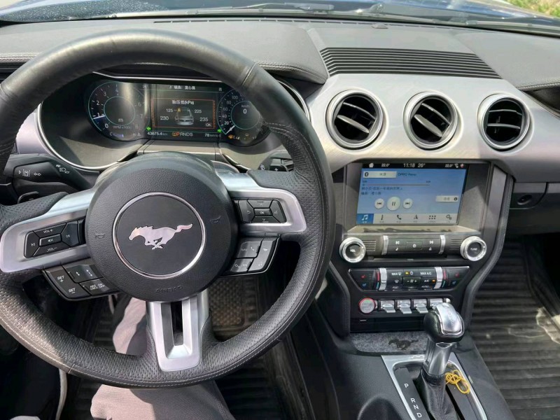 邢台18年福特野马6