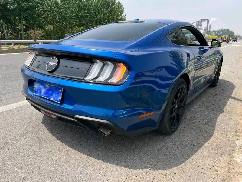 邢台18年福特野马7