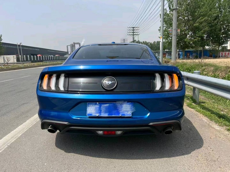 邢台18年福特野马8